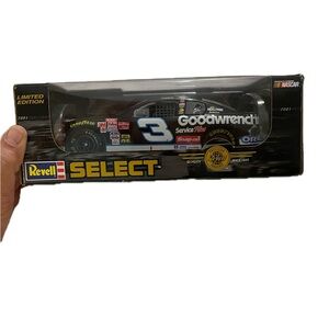 Limited Edition Nascar Revell 1:24 Scale Diecast Earnhardt